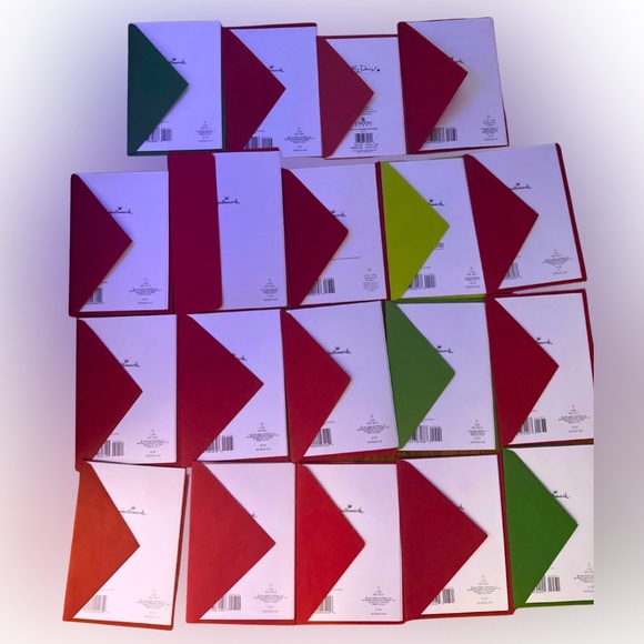 Hallmark Christmas Cards - Lot of 19 Christmas Cards - Picture 6 of 6